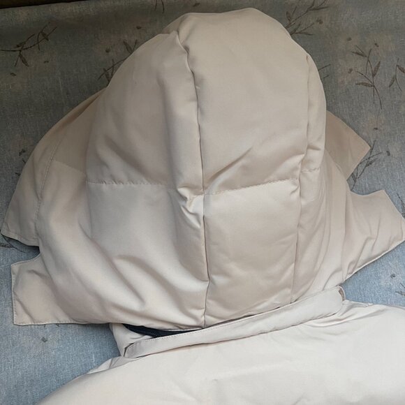 Canada Goose Long Parka Coat in White - Picture 15 of 15